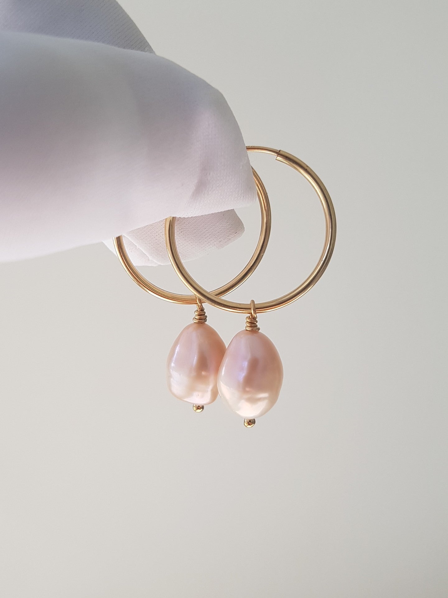 Ideale High Lustre Dusty Rose Pink Baroque Pearl 14K Gold Filled Hoop Earrings
