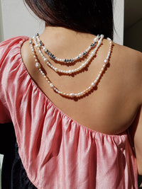 Lucent : High Lustre Round White Pearl with Silver Beads Necklace